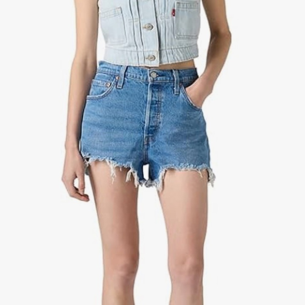 NWOT Levi's 501 Shorts Medium Indigo